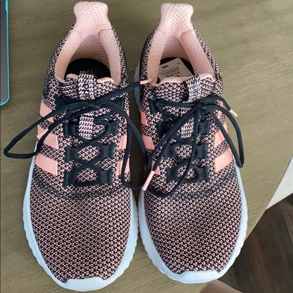 adidas Shoes - Adidas cloud foam shoes